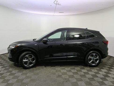 Used 2023 Ford Escape ST-Line w/ Tech Pack #1 image 6