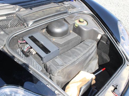 Used 2003 Porsche 911 Carrera 4 image 31