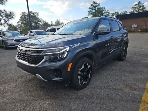 Certified 2026 Kia Seltos S image 2