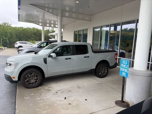 Used 2022 Ford Maverick XLT w/ XLT Luxury Package FWD image 6