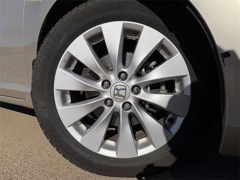 Used 2014 Honda Accord EX-L image 9