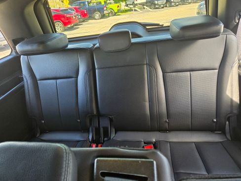 Used 2020 Ford Expedition XLT AWD/4WD image 9