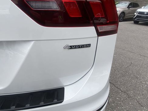 Certified 2023 Volkswagen Tiguan SE R-Line AWD/4WD image 11