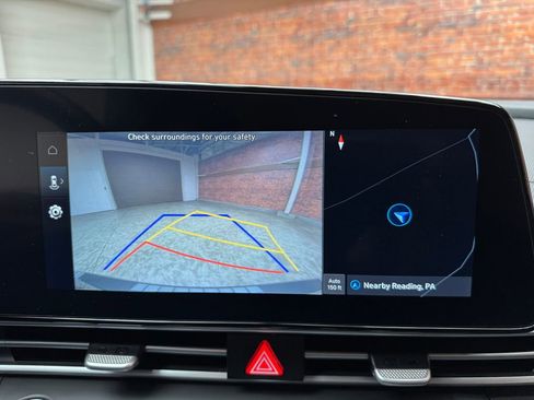 Used 2023 Hyundai Elantra SEL w/ Convenience Package FWD image 20