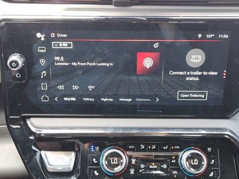Used 2024 GMC Sierra 1500 AT4 w/ Technology Package AWD/4WD image 14