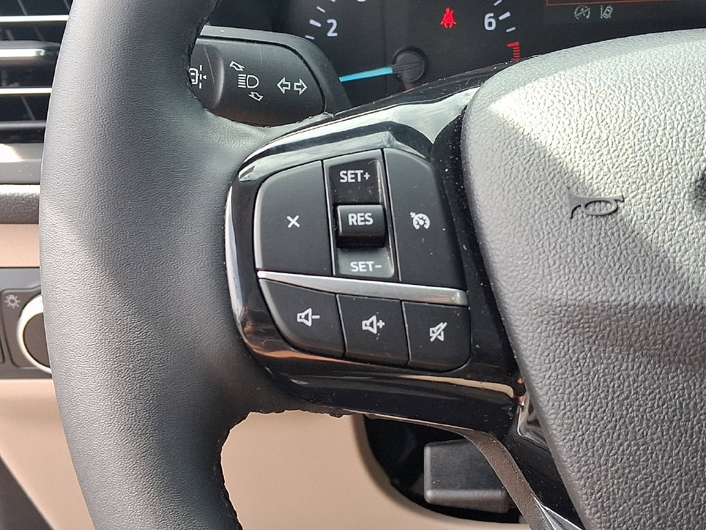 Used 2021 Ford Escape SEL FWD image 22