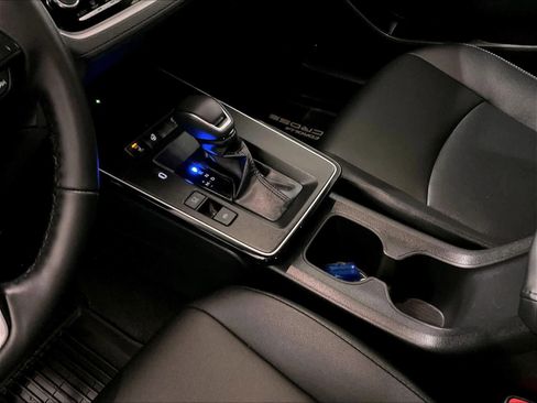 Used 2026 Toyota Corolla Cross XLE w/ Convenience Package image 20