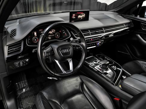 Used 2019 Audi Q7 3.0T Prestige w/ Prestige Package AWD/4WD image 3