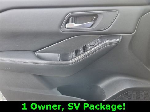 Used 2024 Nissan Rogue SV image 20