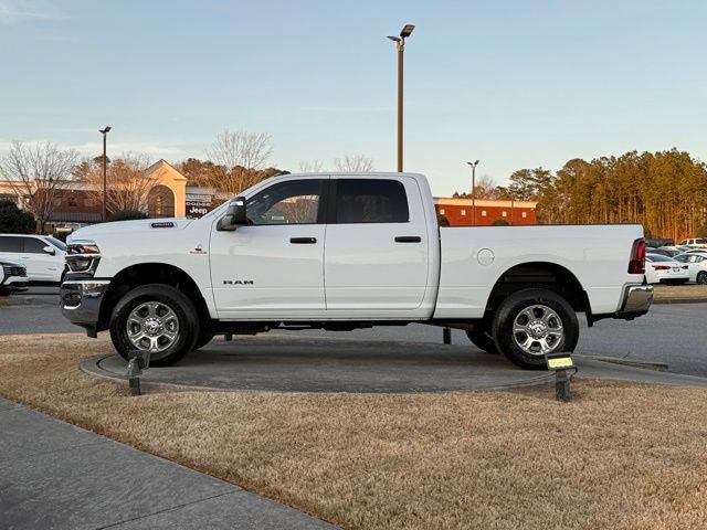 Used 2025 RAM 3500 Big Horn AWD/4WD image 4
