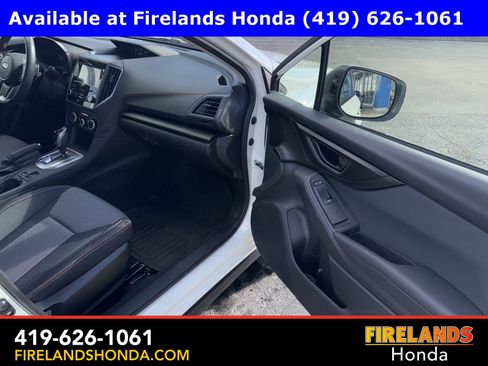 Used 2023 Subaru Crosstrek 2.0i Premium image 32