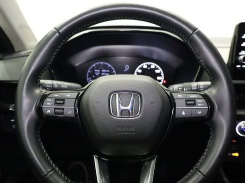 Used 2025 Honda CR-V EX-L image 17