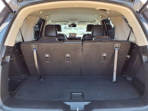 Used 2024 Honda Pilot EX-L image 11