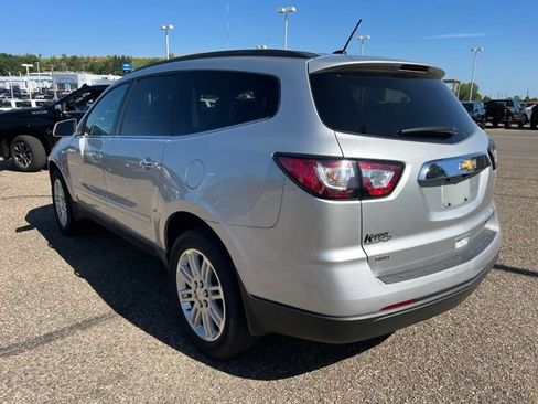 Used 2015 Chevrolet Traverse LT w/ Style and Technology Package AWD/4WD image 6