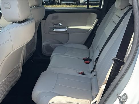 Certified 2026 Mercedes-Benz GLB 250 4MATIC image 26