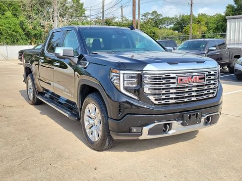 Used 2025 GMC Sierra 1500 Denali AWD/4WD image 2