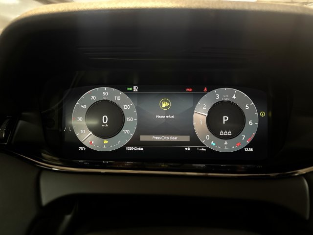 Used 2024 Land Rover Range Rover Evoque Dynamic SE AWD/4WD image 11