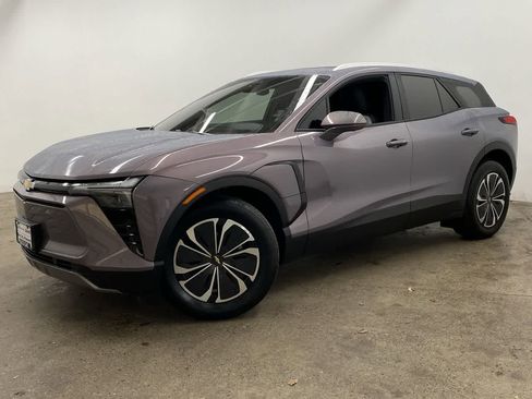 Used 2024 Chevrolet Blazer EV LT image 1