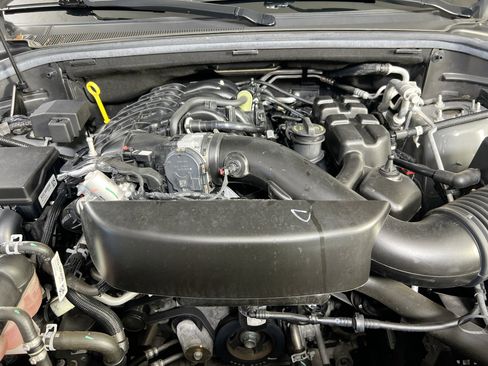 Used 2022 Dodge Durango GT image 31