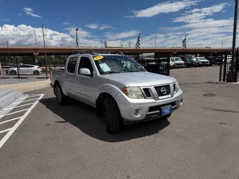 Used 2016 Nissan Frontier PRO-4X w/ Pro-4x Luxury Package AWD/4WD image 15