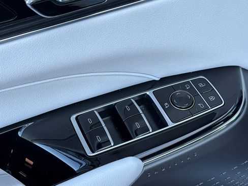 Certified 2024 Cadillac Lyriq Sport image 11