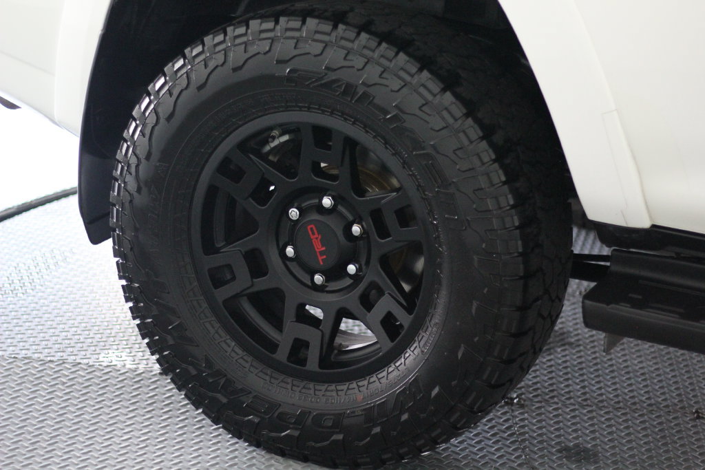 Used 2019 Toyota 4Runner TRD Off-Road Premium AWD/4WD image 57