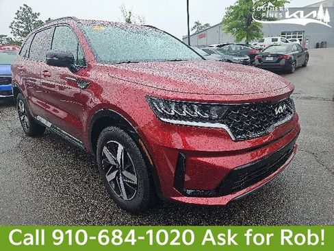 Certified 2023 Kia Sorento S FWD image 1