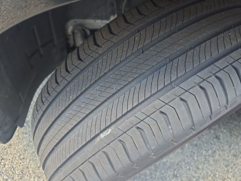 Used 2026 Mercedes-Benz GLC 300 4MATIC image 28