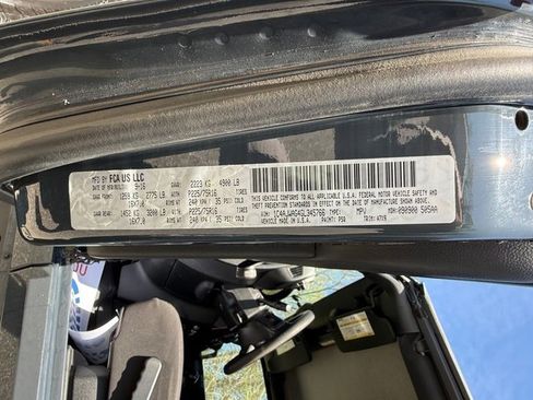 Used 2016 Jeep Wrangler Sport image 23