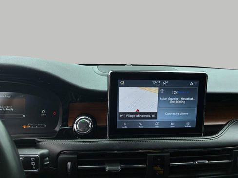 Used 2021 Lincoln Corsair Reserve AWD/4WD image 13