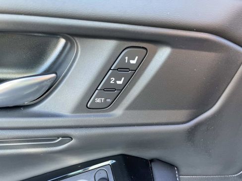 Used 2025 Honda Accord Touring image 15