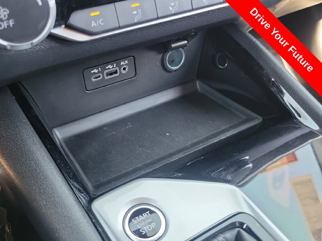 Used 2024 Nissan Altima 2.5 SV FWD image 11