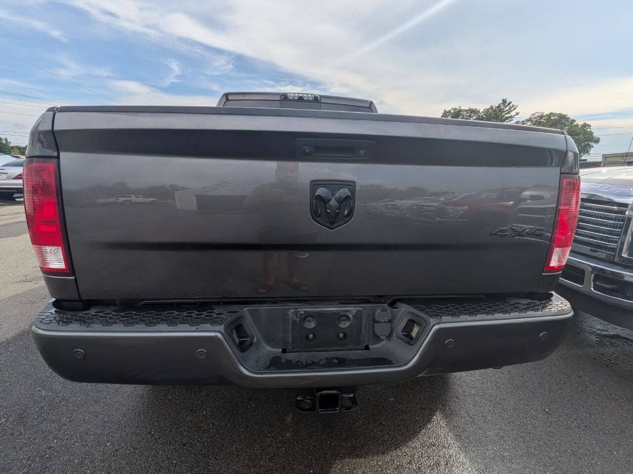 Used 2017 RAM 2500 Big Horn w/ Sport Appearance Group AWD/4WD image 6