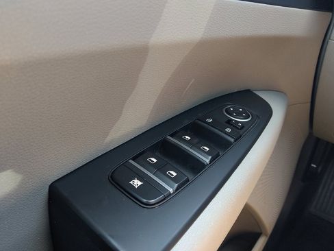 Used 2021 Kia Forte LXS FWD image 27