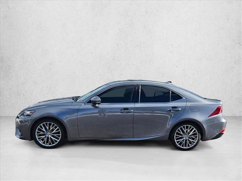 Used 2016 Lexus IS 300 AWD image 9