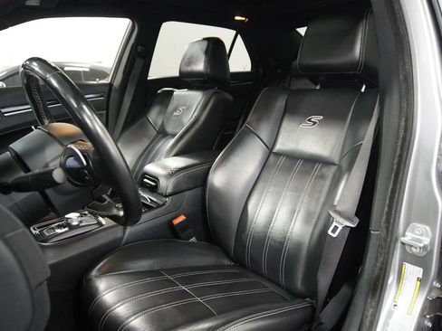 Used 2017 Chrysler 300 S w/ 300S Premium Group AWD/4WD image 11