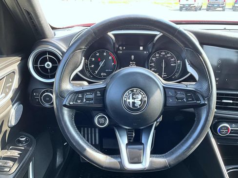 Used 2021 Alfa Romeo Giulia Ti Sport AWD/4WD image 11