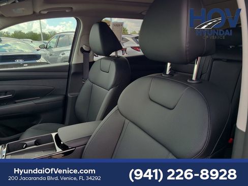 New 2025 Hyundai Tucson SEL image 10