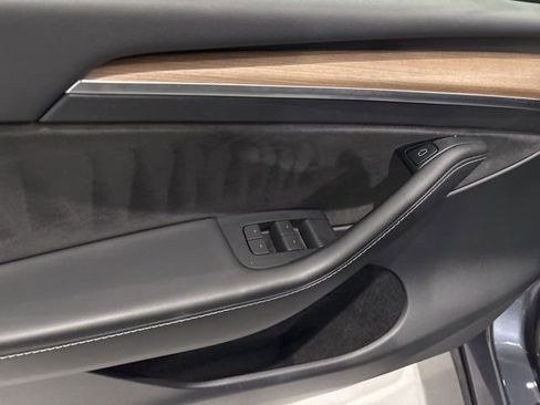 Used 2023 Tesla Model Y Long Range image 15