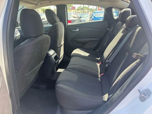 Used 2015 Dodge Dart SXT image 10