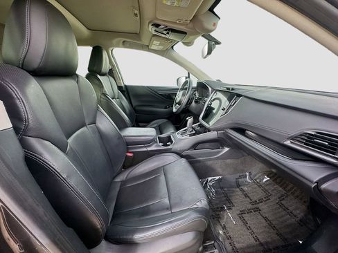 Used 2020 Subaru Outback Limited image 35