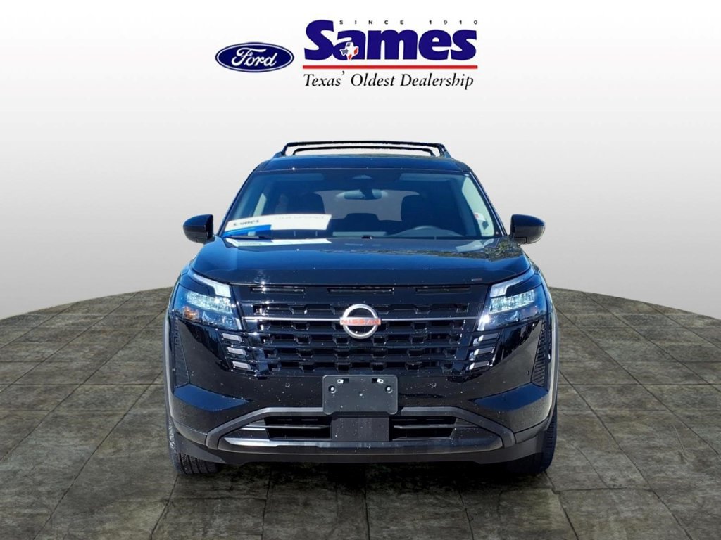Used 2026 Nissan Pathfinder SV FWD image 8