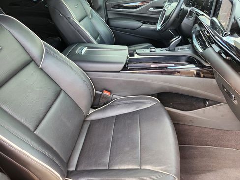 Used 2022 Cadillac Escalade Sport w/ Touring Package AWD/4WD image 12