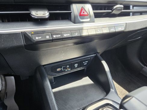Used 2025 Kia K4 FWD image 10