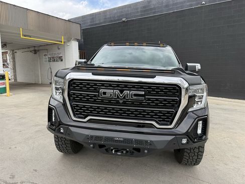Used 2019 GMC Sierra 1500 Denali w/ Technology Package AWD/4WD image 3