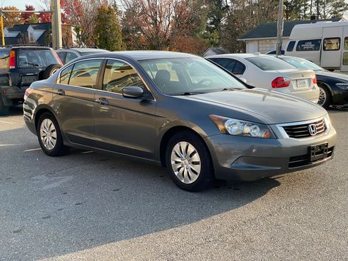 Used 2010 Honda Accord LX image 4