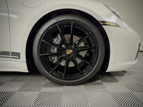 Certified 2024 Porsche 911 Carrera T image 19