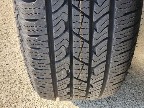 Used 2019 Hyundai Santa Fe SEL image 11