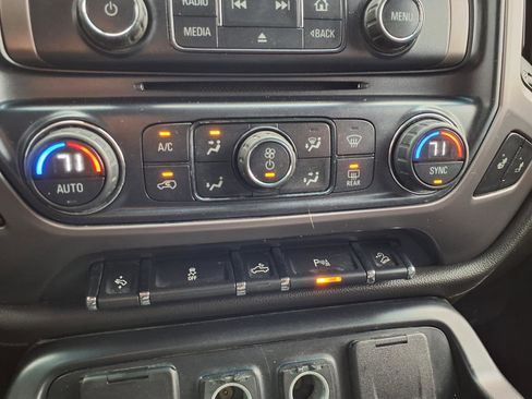 Used 2016 GMC Sierra 1500 SLT w/ All-Terrain Package AWD/4WD image 7
