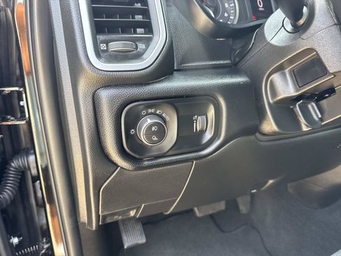 Used 2026 RAM 2500 Big Horn AWD/4WD image 20